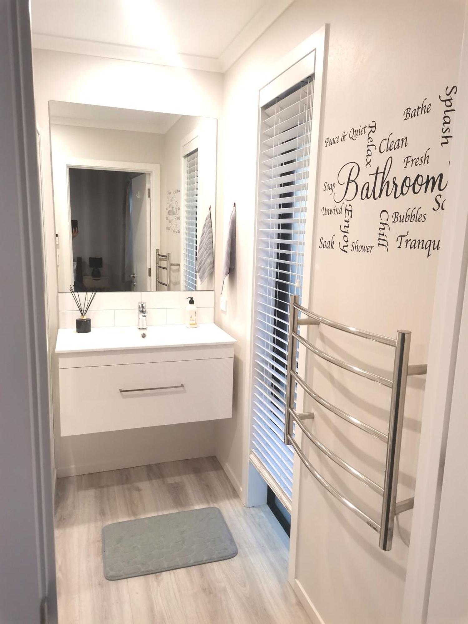 Stylish Private Guest House Ensuite Only Rolleston Esterno foto